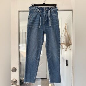 Hollister Ultra High-Rise Mom Jeans - Light Blue